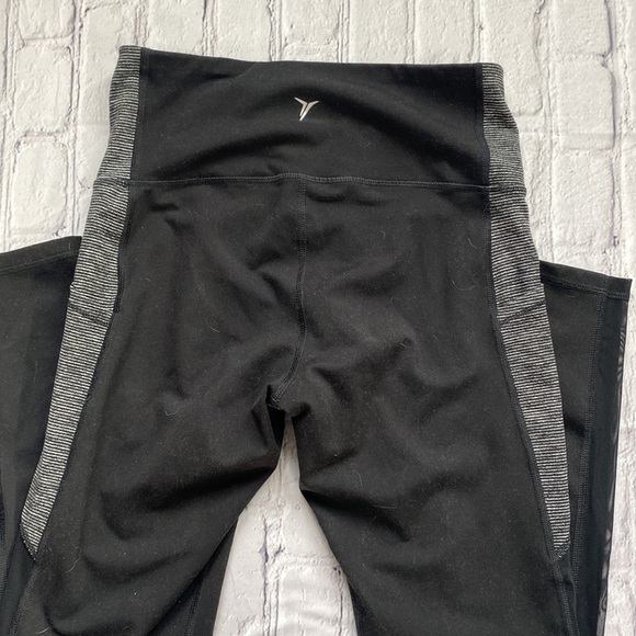 Forever 21 and Old Navy Active 2 pairs Medium joggers - Picture 5 of 12
